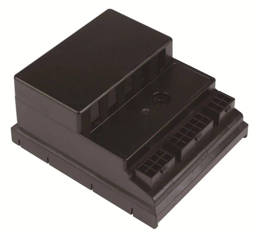 Structural plastic housing used as automotive module bracket geometry — Deuchi Plastic